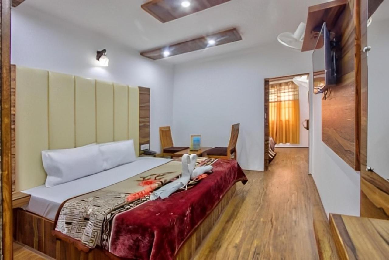 Hotel Shingar Manāli Kültér fotó